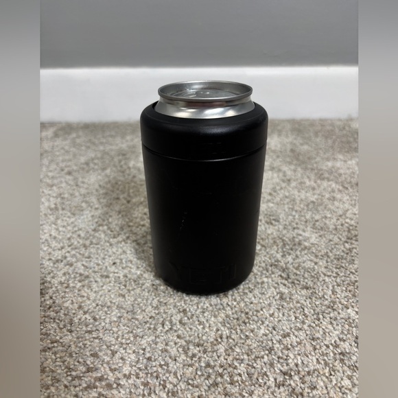 YETI Rambler 12 oz Colster Can Insulator Black - Picture 1 of 6